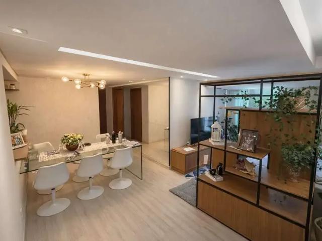 Apartamento venda em Região Geográfica Imediata de Goiânia, Goiânia