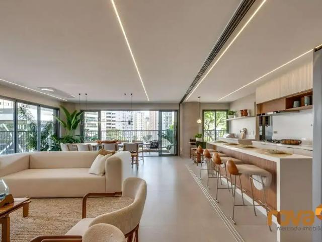 Apartamento venda em Região Geográfica Imediata de Goiânia, Goiânia