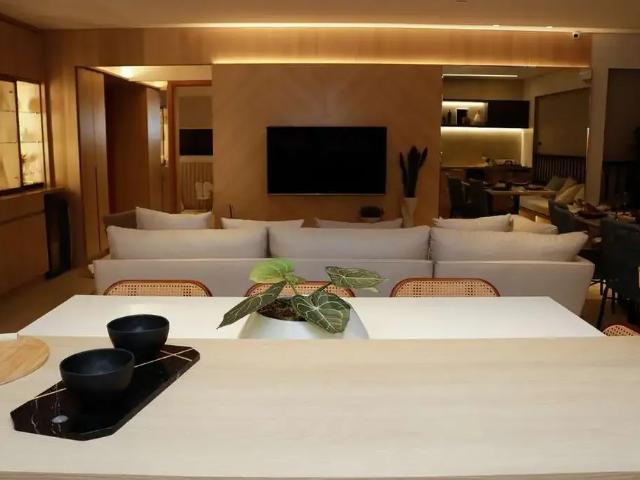 Apartamento venda em Região Geográfica Imediata de Goiânia, Goiânia