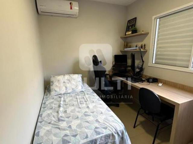 Apartamento venda em Região Geográfica Imediata de Uberlândia, Oliveira Fortes
