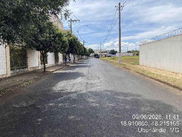 Apartamento venda em Região Geográfica Imediata de Uberlândia, Oliveira Fortes