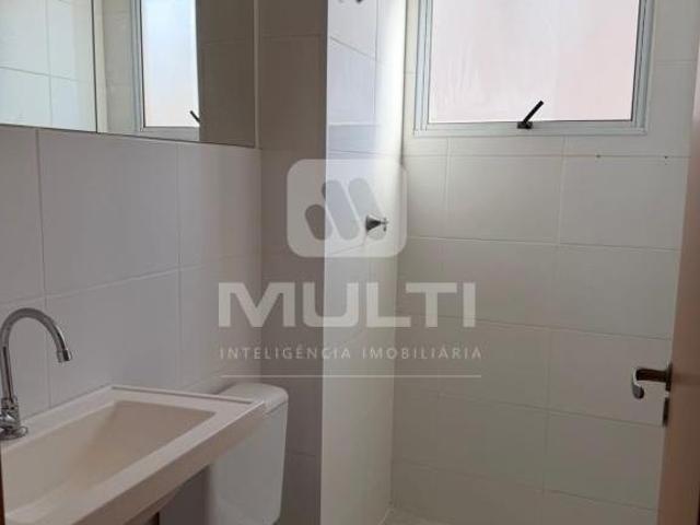 Apartamento venda em Região Geográfica Imediata de Uberlândia, Oliveira Fortes