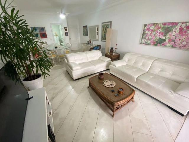 Apartamento venda em Guarujá