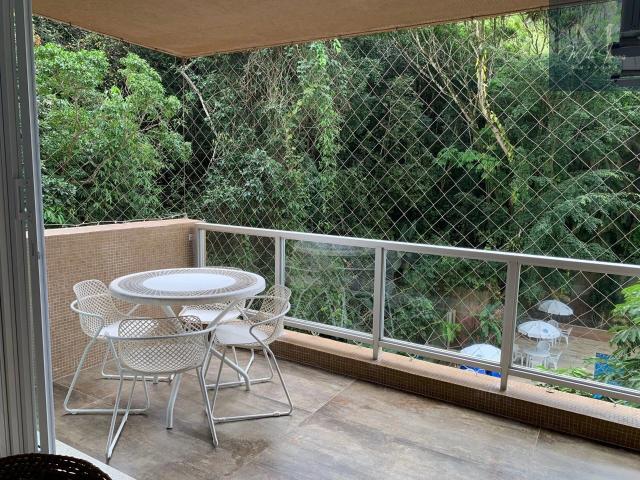 Apartamento venda em Guarujá