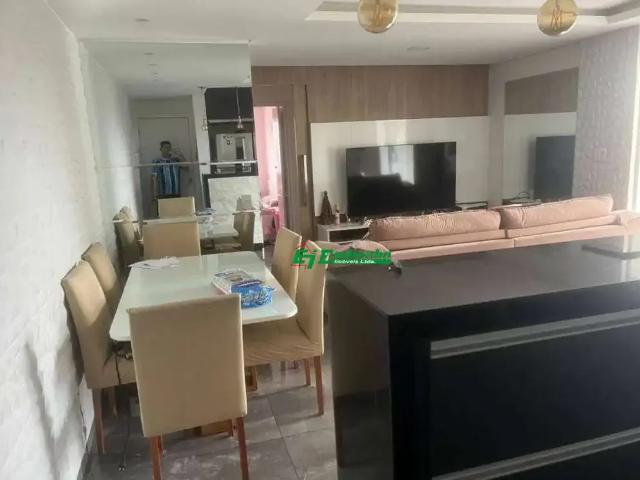 Apartamento venda em Região Imediata de São Paulo, Região Metropolitana de São Paulo