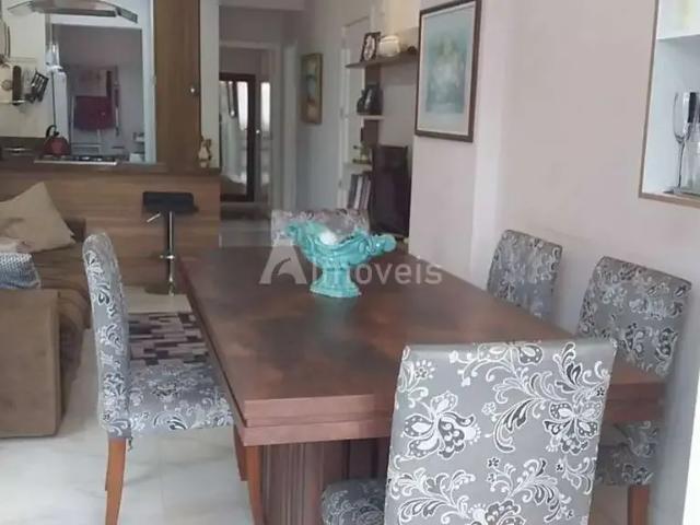 Apartamento venda em Meia Praia, Itapema