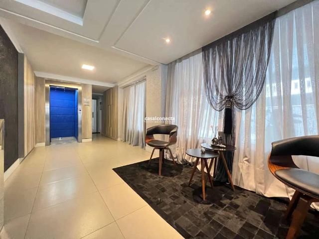 Apartamento venda em Meia Praia, Itapema