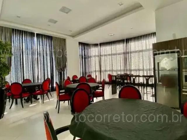 Apartamento venda em Meia Praia, Itapema