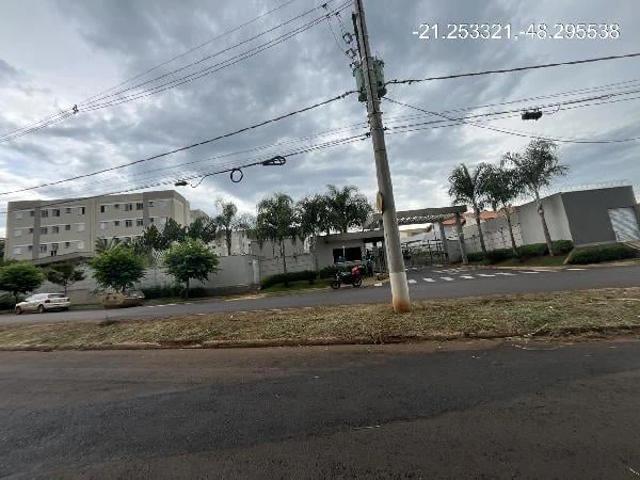 Apartamento venda em Jaboticabal