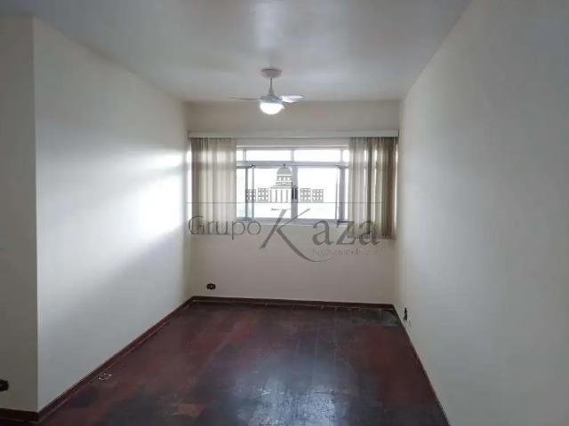 Apartamento venda em Amparo