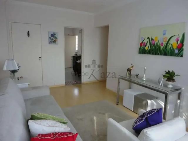 Apartamento venda em Região Imediata de São José dos Campos, Região Metropolitana do Vale do Paraíba e Litoral Norte