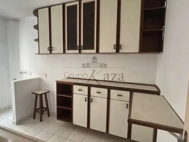 Apartamento venda em Região Imediata de São José dos Campos, Região Metropolitana do Vale do Paraíba e Litoral Norte