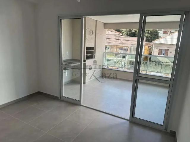 Apartamento venda em Região Imediata de São José dos Campos, Região Metropolitana do Vale do Paraíba e Litoral Norte