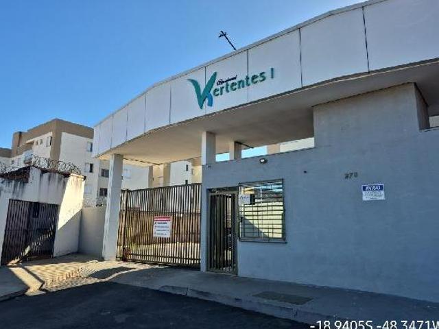 Apartamento venda em Região Geográfica Imediata de Uberlândia, Oliveira Fortes