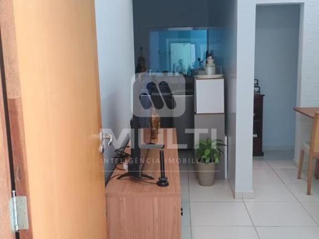 Apartamento venda em Região Geográfica Imediata de Uberlândia, Oliveira Fortes
