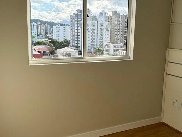 Apartamento venda em Bucarein, Joinville