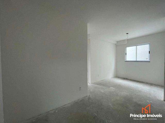 Apartamento venda em Willy Schossland, Joinville
