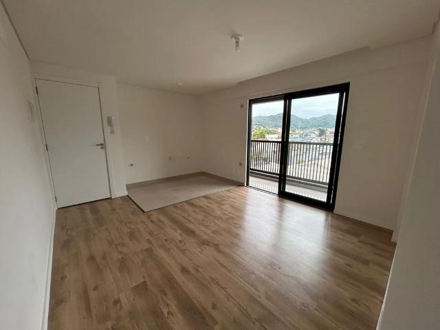 Apartamento venda em Iririú, Joinville