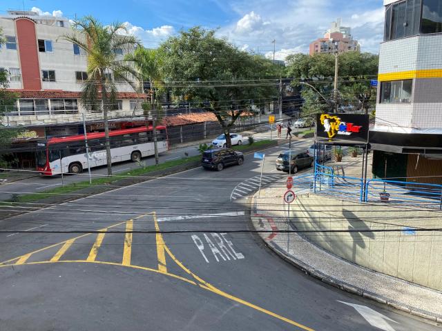 Apartamento venda em Cascatinha, Juiz de Fora