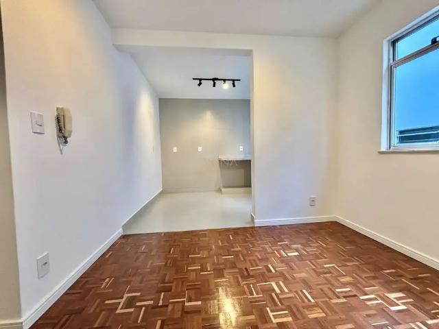 Apartamento venda em Região Geográfica Imediata de Juiz de Fora, Juiz de Fora