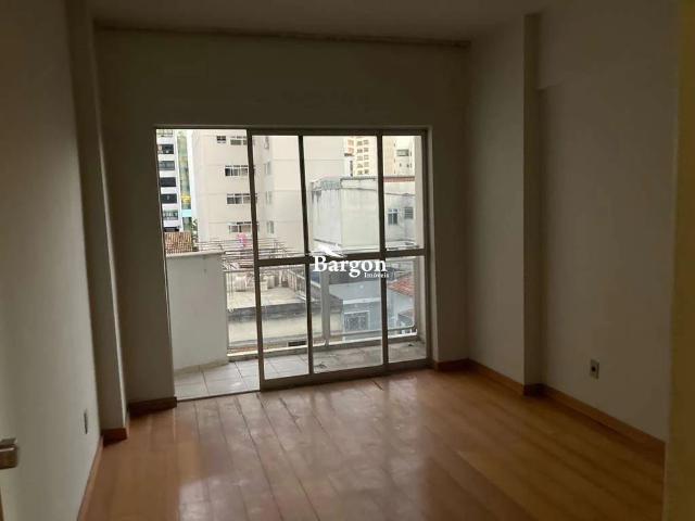 Apartamento venda em São Mateus, Juiz de Fora