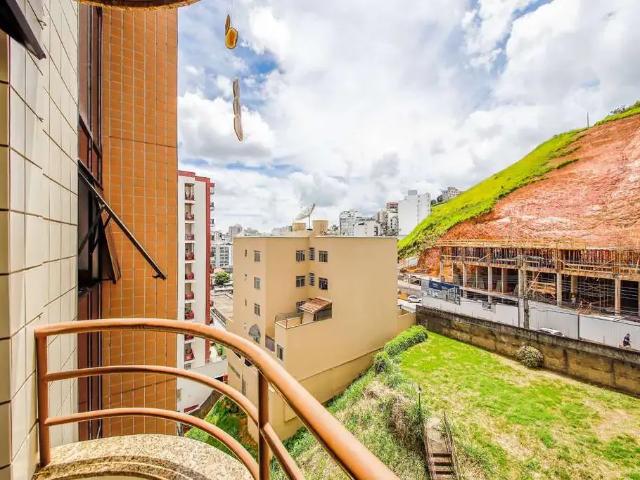 Apartamento venda em Região Geográfica Imediata de Juiz de Fora, Juiz de Fora