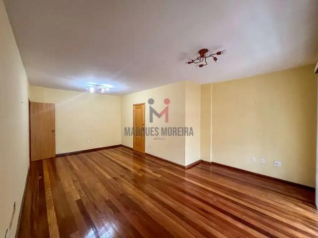 Apartamento venda em Jardim Santa Helena, Juiz de Fora