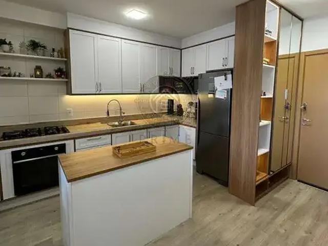 Apartamento venda em Vila Galvão, Jundiaí