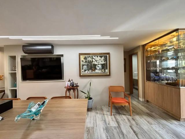 Apartamento venda em Região Geográfica Imediata de Salvador, Região Metropolitana de Salvador
