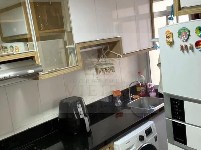 Apartamento venda em Lauro de Freitas