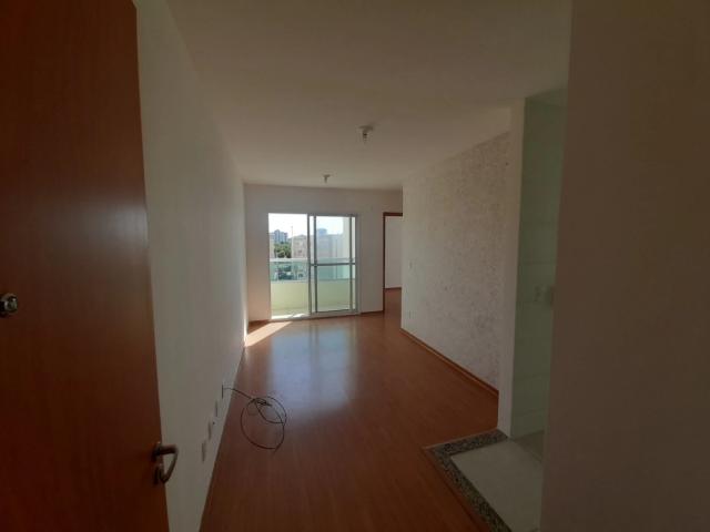 Apartamento venda em Lauro de Freitas, Região Geográfica Intermediária de Salvador