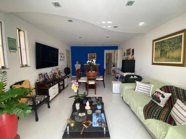 Apartamento venda em Região Geográfica Imediata de Salvador, Região Metropolitana de Salvador