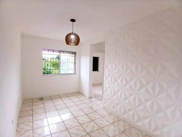 Apartamento venda em Lauro de Freitas, Região Geográfica Intermediária de Salvador