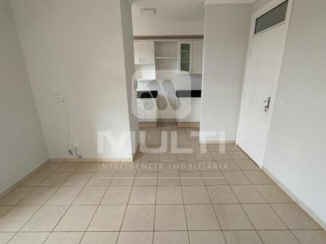 Apartamento venda em Região Geográfica Imediata de Uberlândia, Oliveira Fortes