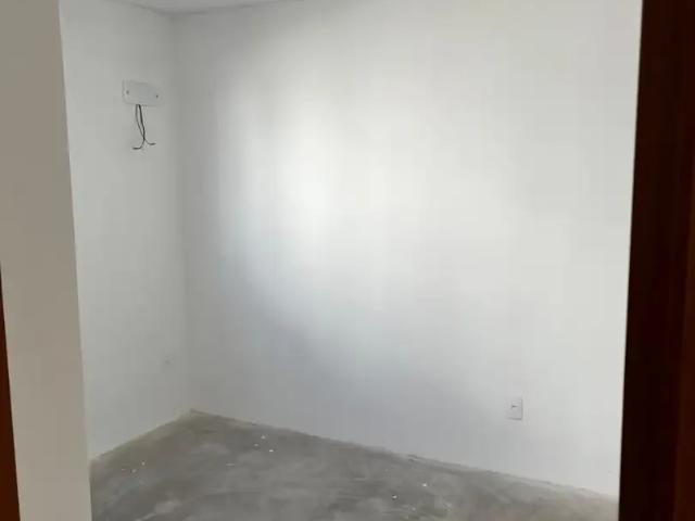 Apartamento venda em Região Geográfica Imediata de Londrina, Londrina