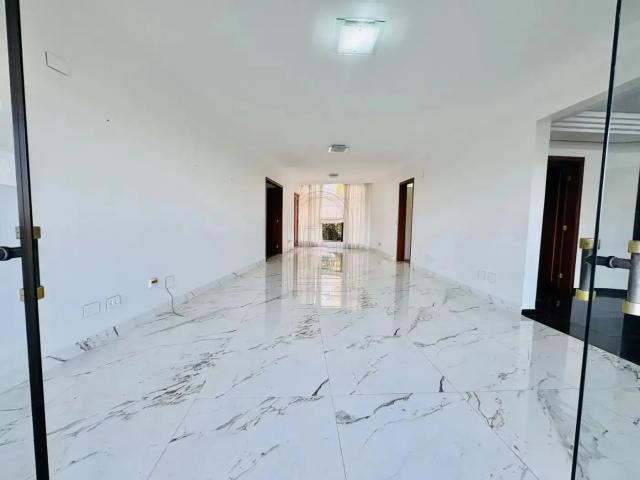 Apartamento venda em Região Geográfica Imediata de Londrina, Londrina