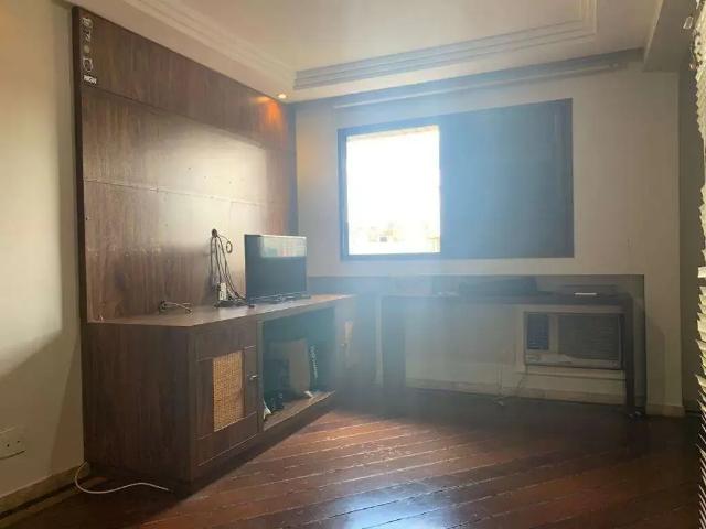 Apartamento venda em Região Geográfica Imediata de Londrina, Londrina