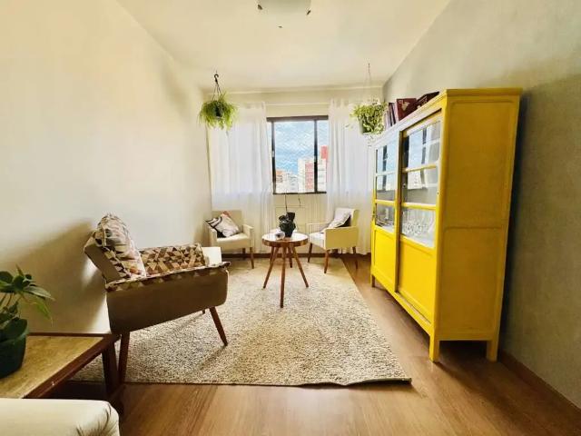 Apartamento venda em Região Geográfica Imediata de Londrina, Londrina