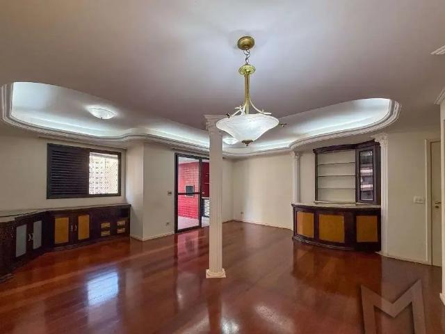 Apartamento venda em Região Geográfica Imediata de Londrina, Londrina