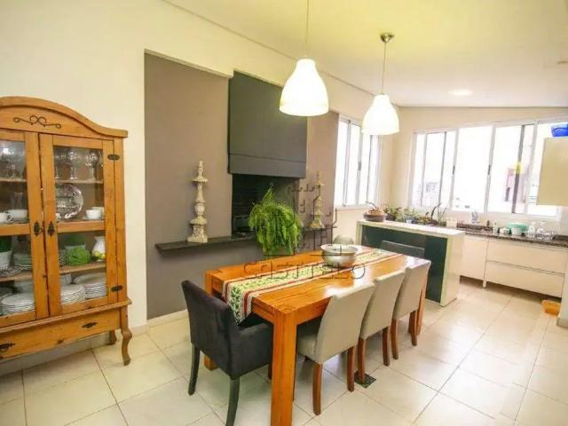 Apartamento venda em Região Geográfica Imediata de Londrina, Londrina