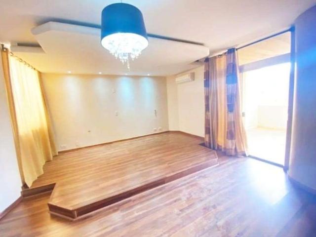 Apartamento venda em Região Geográfica Imediata de Londrina, Londrina