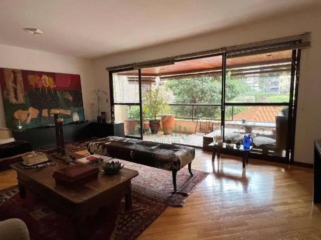Apartamento venda em Região Geográfica Imediata de Londrina, Londrina