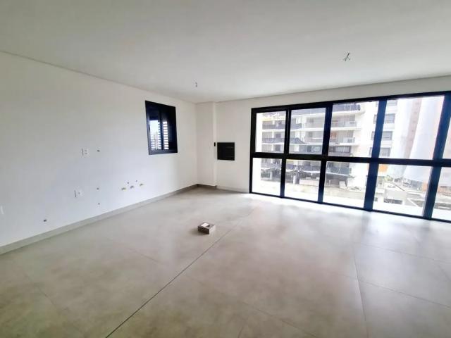 Apartamento venda em Região Geográfica Imediata de Londrina, Londrina