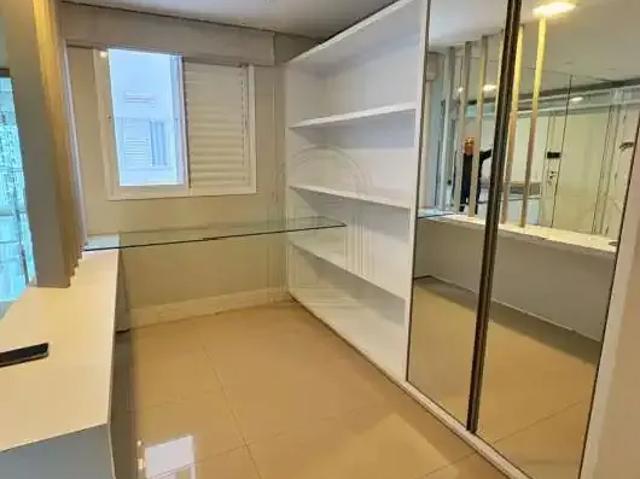 Apartamento venda em Região Geográfica Imediata de Londrina, Londrina