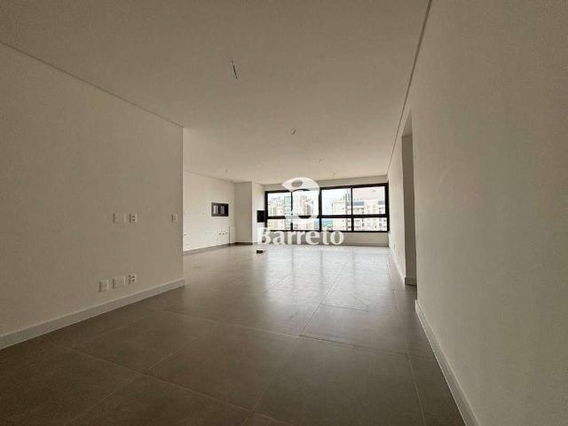 Apartamento venda em Região Geográfica Imediata de Londrina, Londrina