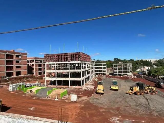 Apartamento venda em Região Geográfica Imediata de Londrina, Londrina