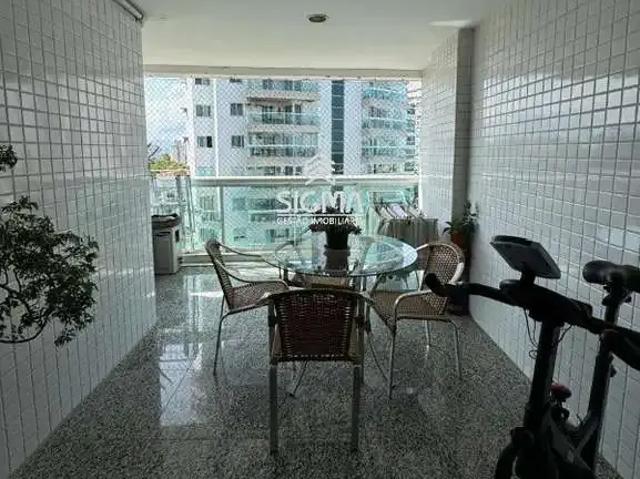 Apartamento venda em Região Geográfica Imediata de Macaé-Rio das Ostras, Macaé