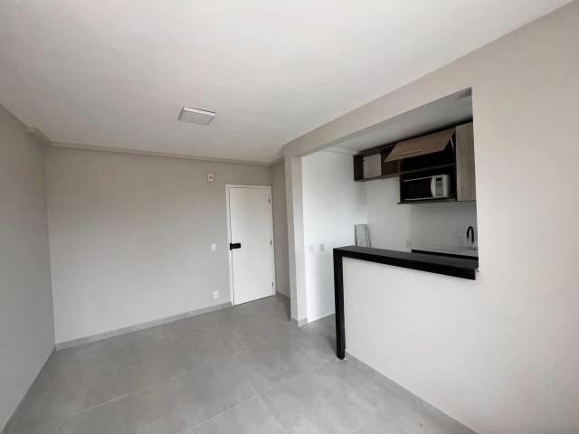 Apartamento venda em Macaé, Região Geográfica Intermediária de Macaé-Rio das Ostras-Cabo Frio