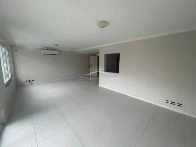 Apartamento venda em Região Geográfica Imediata de Macaé-Rio das Ostras, Macaé
