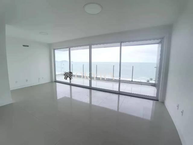 Apartamento venda em Macaé